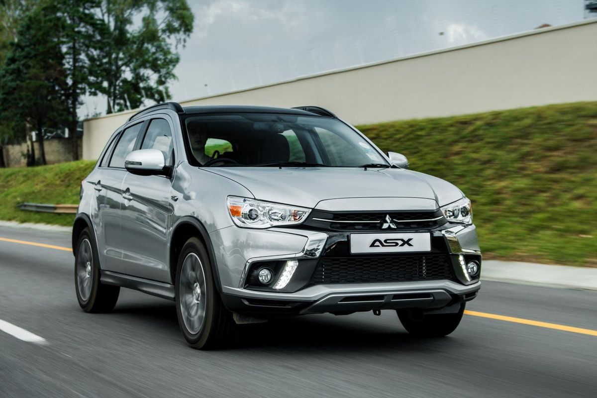 Mitsubishi asx года выпуска